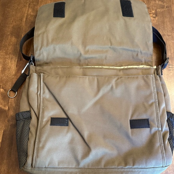 Ruff Hewn‎ Messenger Laptop Shoulder Bag Travel Army Olive Green Commuter - Picture 3 of 8